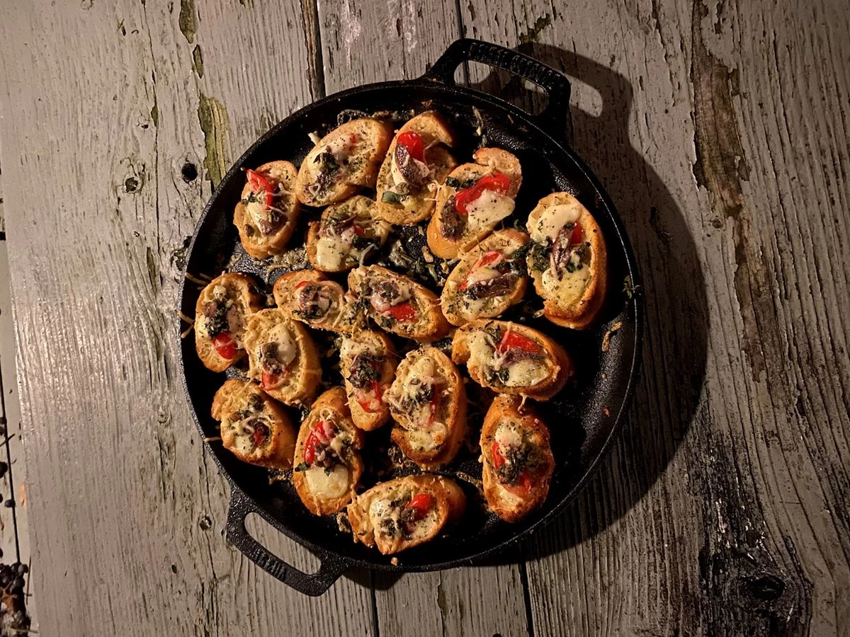 Valhal Outdoor Skillet / Plancha / Koekenpan - Gietijzer - Diameter 35cm, Twee Handvatten, VH35F - Afbeelding 2